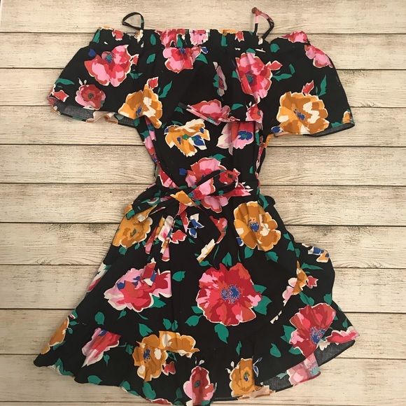 Floral Off-the-Shoulder Dress | Who What Wear - Picture 2 of 7